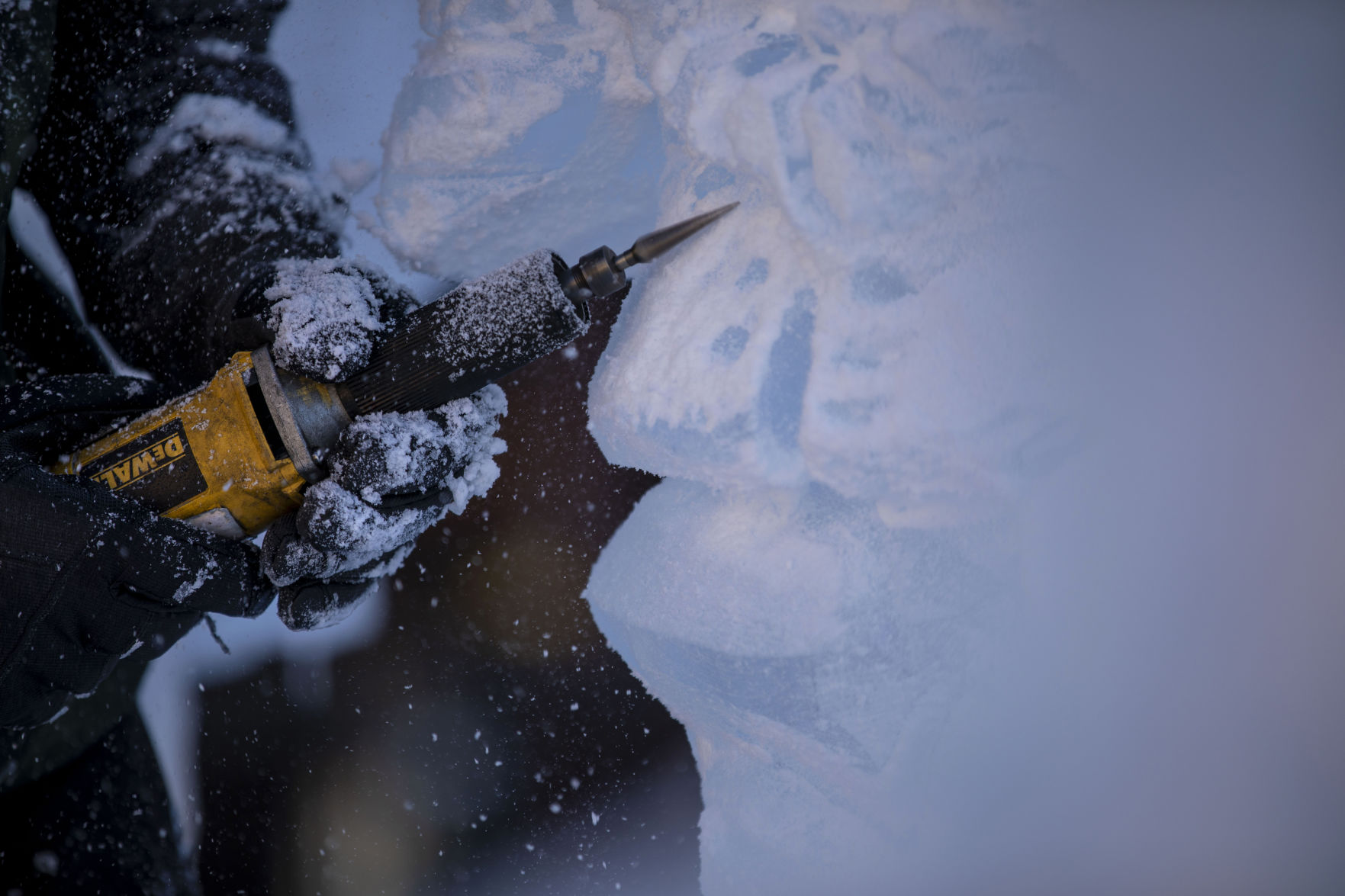 020920-icesculpting 07.jpg